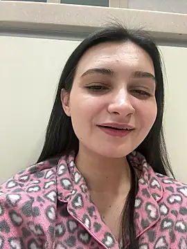 Snapshot of lunalovelee chatting on 01-13-26, 03:28 lunalovelee online show from 01-13-26, 03:28