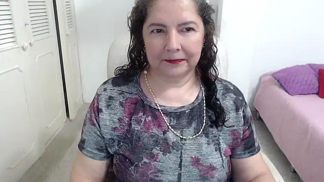 leonela 69 online show from 04-27-26, 11:47