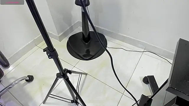 EmiliaRose  online show from 10-10-25, 08:52