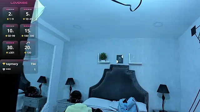 EmiliaRose  online show from 10-17-25, 09:17