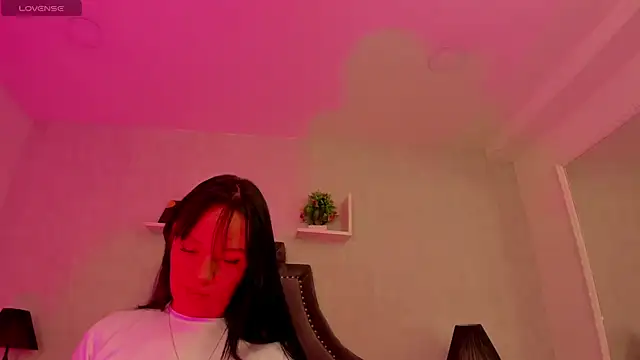 EmiliaRose  online show from 11-29-25, 09:29