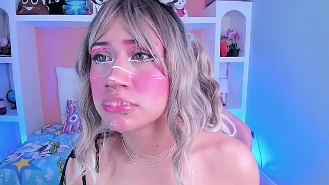 miss   megan online show from 10-02-25, 02:40