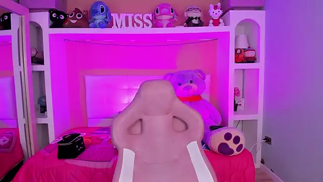 miss   megan online show from 06-30-26, 02:34