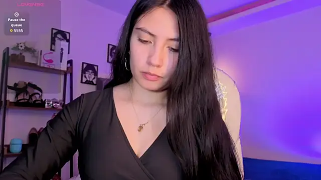 Miller Vanessa  online show from 11-05-25, 08:42