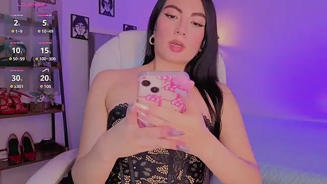 Miller Vanessa  online show from 11-20-25, 08:41