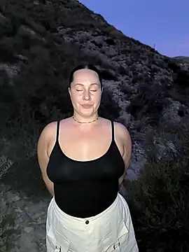 Mona Plus online show from 09-13-25, 06:40