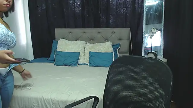 Snapshot of rebeka_kenye chatting on 02-13-25, 02:31 rebeka kenye online show from 02-13-25, 02:31