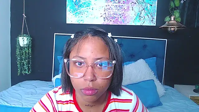 Snapshot of rebeka_kenye chatting on 02-25-25, 02:54 rebeka kenye online show from 02-25-25, 02:54