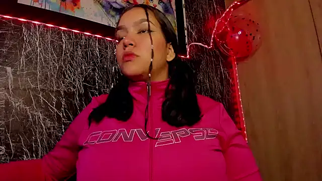 Bellota Girl online show from 02-27-25, 02:32