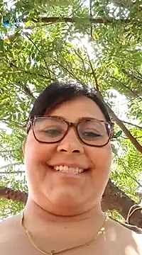 Snapshot of promiscuous-indecent-momm chatting on 03-21-25, 05:12 promiscuous-indecent-momm online show from 03-21-25, 05:12