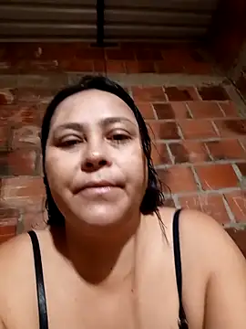 Snapshot of promiscuous-indecent-momm chatting on 11-05-25, 10:15 promiscuous-indecent-momm online show from 11-05-25, 10:15