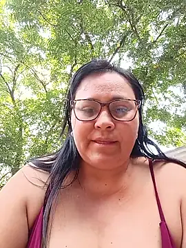 Snapshot of promiscuous-indecent-momm chatting on 01-09-26, 03:15 promiscuous-indecent-momm online show from 01-09-26, 03:15