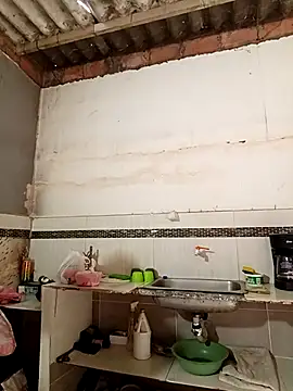 Snapshot of promiscuous-indecent-momm chatting on 02-15-26, 02:25 promiscuous-indecent-momm online show from 02-15-26, 02:25