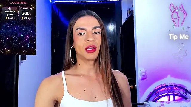 Snapshot of Dollcatalina chatting on 02-14-26, 03:03 Dollcatalina online show from 02-14-26, 03:03