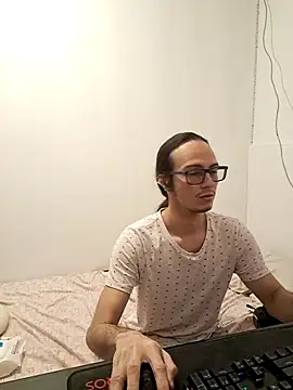 Snapshot of cholitohermoso chatting on 11-09-25, 12:53 cholitohermoso online show from 11-09-25, 12:53