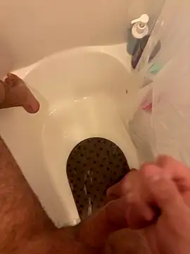 Snapshot of danyh2023 chatting on 01-12-26, 01:44 danyh2023 online show from 01-12-26, 01:44