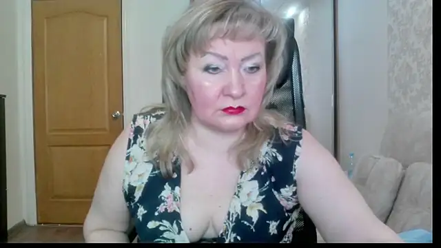 Victoria secrets  online show from 04-26-26, 06:22