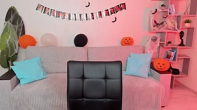 GabriellaMays online show from 11-03-25, 05:09