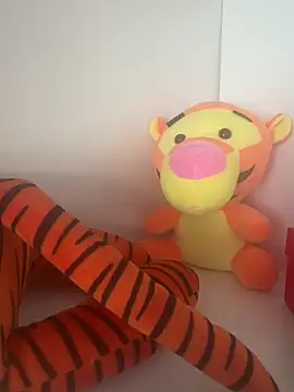 Snapshot of AlexFuck_79 chatting on 02-21-25, 09:02 AlexFuck 79 online show from 02-21-25, 09:02