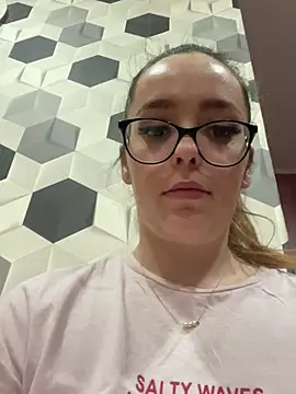 Snapshot of Pussy4564N chatting on 02-12-25, 02:54 Pussy4564N online show from 02-12-25, 02:54