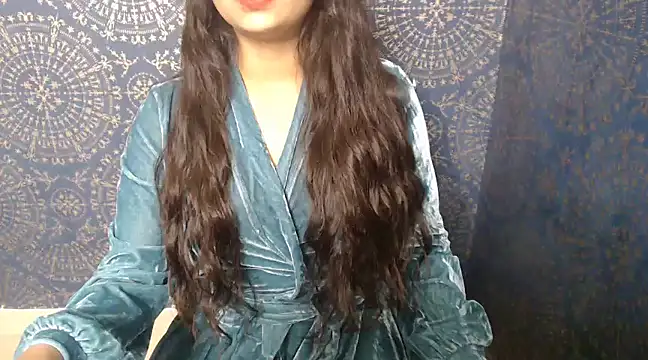 Snapshot of megancatluna chatting on 02-23-25, 06:49 megancatluna online show from 02-23-25, 06:49
