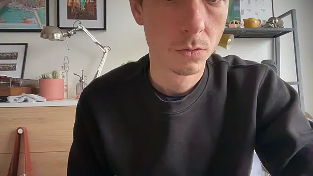 Snapshot of MikymikeBBWD chatting on 11-11-25, 11:43 MikymikeBBWD online show from 11-11-25, 11:43