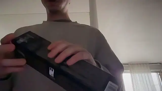 Snapshot of MikymikeBBWD chatting on 12-03-25, 12:36 MikymikeBBWD online show from 12-03-25, 12:36