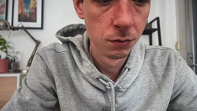 Snapshot of MikymikeBBWD chatting on 02-17-26, 03:29 MikymikeBBWD online show from 02-17-26, 03:29