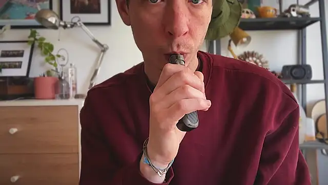 Snapshot of MikymikeBBWD chatting on 03-14-26, 12:21 MikymikeBBWD online show from 03-14-26, 12:21