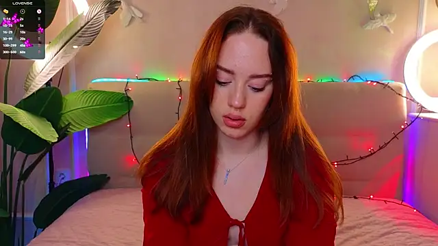 StacyWatts online show from 12-17-25, 09:10