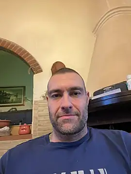 Snapshot of Jackcazzone_82 chatting on 03-03-25, 01:53 Jackcazzone 82 online show from 03-03-25, 01:53