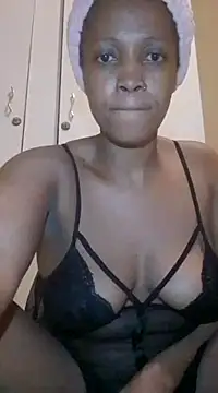 Snapshot of ChloeBab chatting on 03-17-25, 07:15 ChloeBab online show from 03-17-25, 07:15