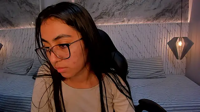 lucelly 15 online show from 03-11-25, 02:51