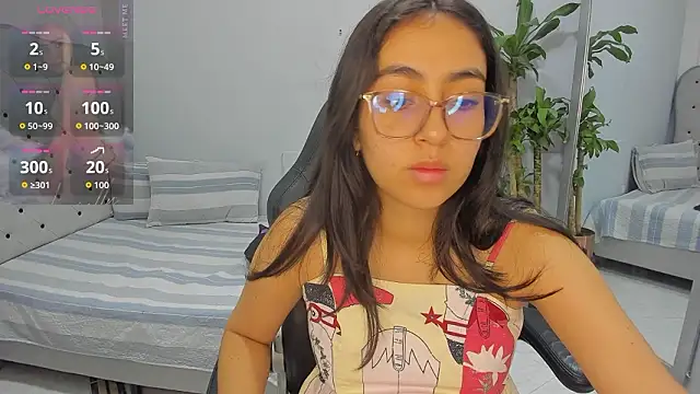 lucelly 15 online show from 03-10-26, 11:48