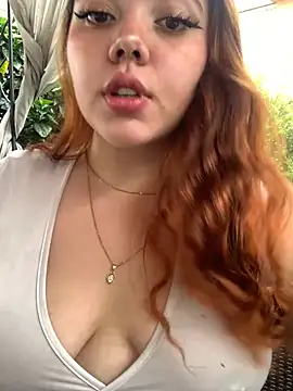 Snapshot of _ivyginger chatting on 02-13-25, 02:52 ivyginger online show from 02-13-25, 02:52