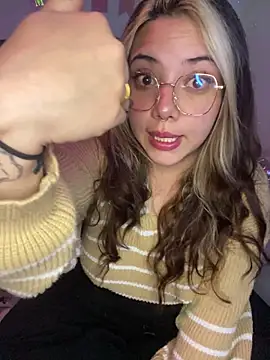 Snapshot of _ivyginger chatting on 03-03-26, 02:50 ivyginger online show from 03-03-26, 02:50