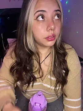 Snapshot of _ivyginger chatting on 03-03-26, 10:59 ivyginger online show from 03-03-26, 10:59