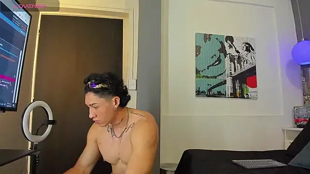 KaryBig3 online show from 02-23-25, 09:16