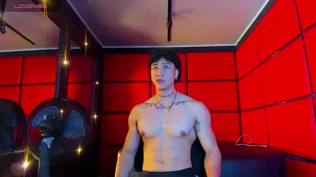 KaryBig3 online show from 02-26-25, 04:47