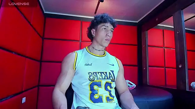 KaryBig3 online show from 03-01-25, 06:57