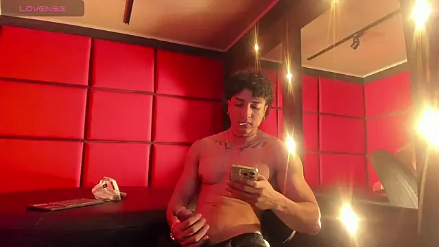 KaryBig3 online show from 03-07-25, 04:13