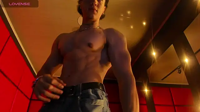 KaryBig3 online show from 03-08-25, 04:23