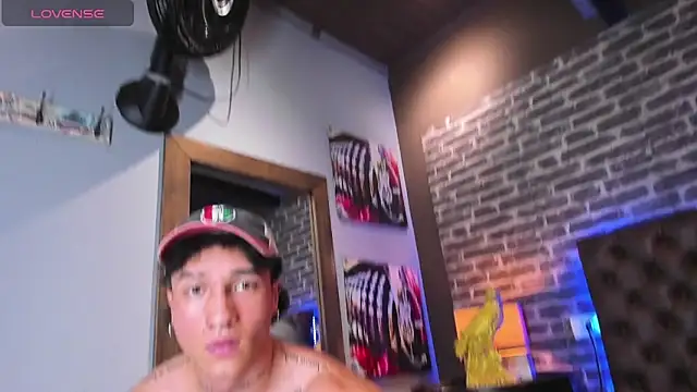 KaryBig3 online show from 03-16-25, 04:52