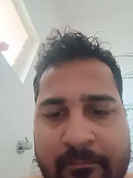 Snapshot of susthovai chatting on 05-28-26, 01:58 susthovai online show from 05-28-26, 01:58