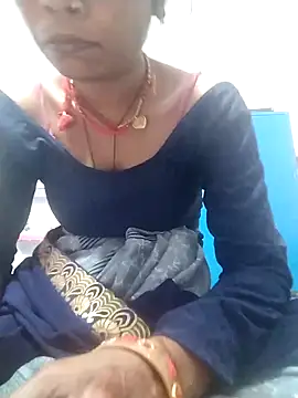 Snapshot of MEENA_ROY chatting on 03-08-25, 08:33 MEENA ROY online show from 03-08-25, 08:33