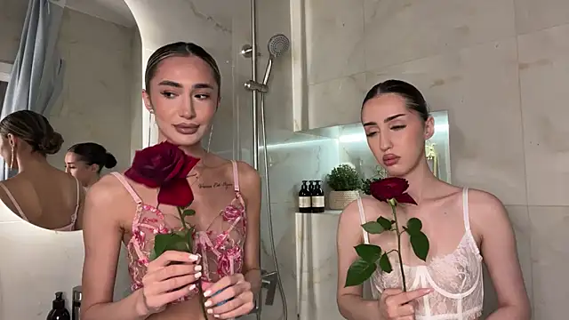 Snapshot of alissadreams chatting on 03-12-26, 08:15 alissadreams online show from 03-12-26, 08:15