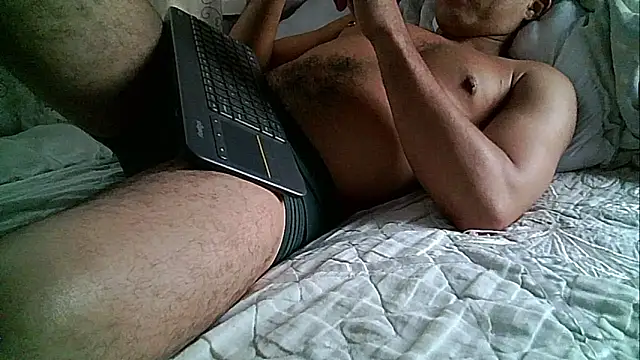 Snapshot of mchdo09 chatting on 04-05-26, 09:01 mchdo09 online show from 04-05-26, 09:01