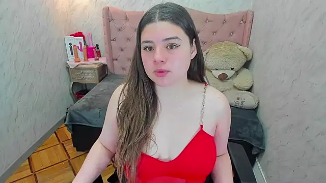 Snapshot of Lianngrace chatting on 05-12-26, 02:47 Lianngrace online show from 05-12-26, 02:47