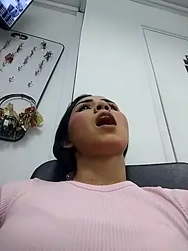 Natty roberts  online show from 02-27-26, 09:48