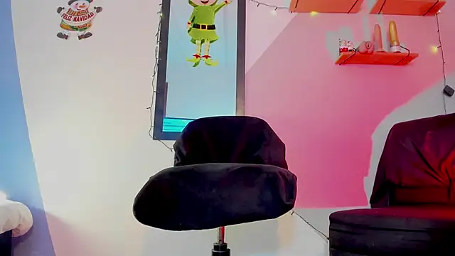 Snapshot of Aria_fitness chatting on 12-17-25, 01:06 Aria fitness online show from 12-17-25, 01:06